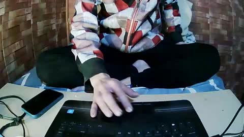 Snapshot of stevenbrookless chatting on May 21, 3:13 am Steve online show from May 21, 3:13 am