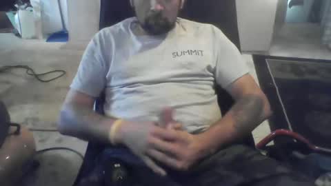 Snapshot of steveneg13 chatting on October 14, 1:45 pm Steveneg13 online show from October 14, 1:45 pm