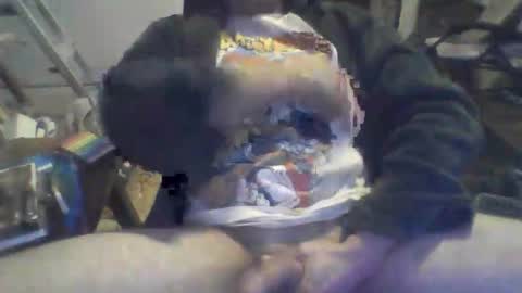 Snapshot of steveneg13 chatting on November 29, 10:29 am Steveneg13 online show from November 29, 10:29 am