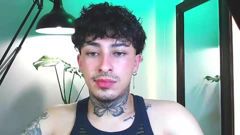 Daniel Steven Navarro online show from April 11, 10:14 pm