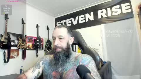 StevenRiseNYC online show from December 15, 3:49 pm