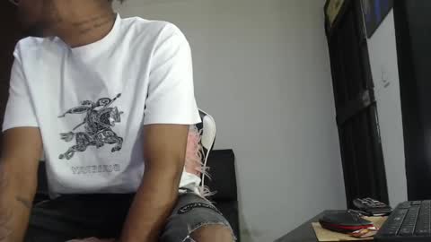 stevens0823 online show from January 19, 11:32 pm