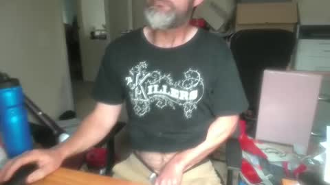 Snapshot of stevethetigerr chatting on March 2, 11:42 pm SteveTheTigerr online show from March 2, 11:42 pm