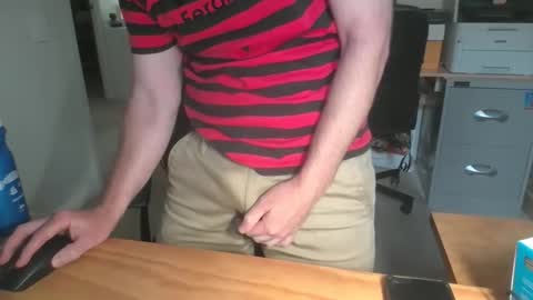 SteveTheTigerr online show from January 19, 4:38 am