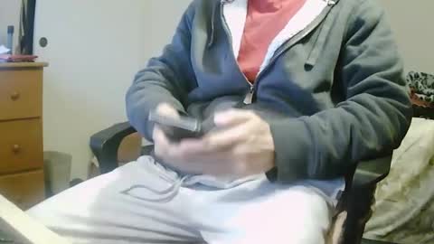 Snapshot of stevo69697 chatting on December 13, 4:38 pm Chillguy online show from December 13, 4:38 pm