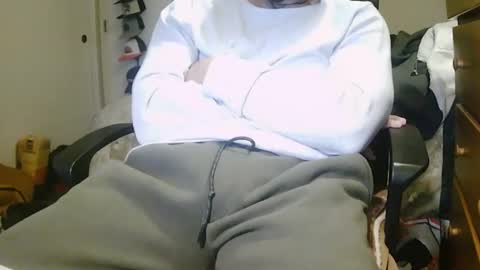 Snapshot of stevo69697 chatting on January 16, 6:14 am Chillguy online show from January 16, 6:14 am