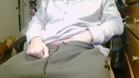 Snapshot of stevo69697 chatting on January 24, 6:24 am Chillguy online show from January 24, 6:24 am