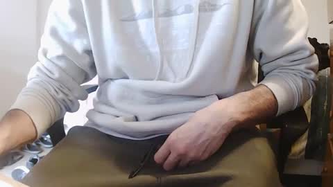 Snapshot of stevo69697 chatting on February 17, 8:04 pm Chillguy online show from February 17, 8:04 pm