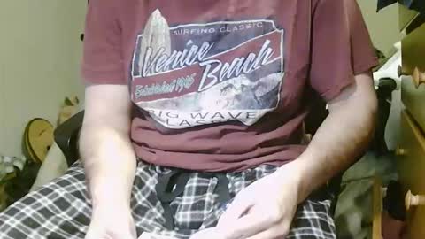 Snapshot of stevo69697 chatting on February 26, 5:50 am Chillguy online show from February 26, 5:50 am