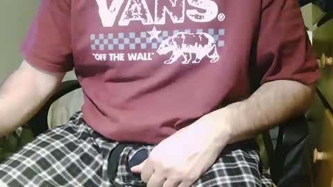 Snapshot of stevo69697 chatting on March 1, 5:20 am Chillguy online show from March 1, 5:20 am