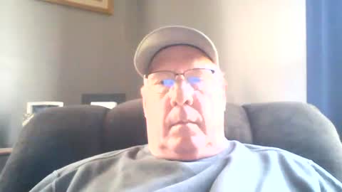 bobby online show from April 29, 7:20 pm