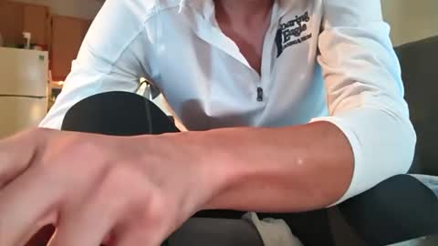 Snapshot of stickymouse45 chatting on October 15, 6:13 am stickymouse45 online show from October 15, 6:13 am