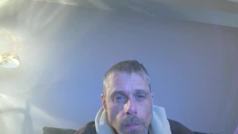 Snapshot of stickymouse45 chatting on June 7, 4:16 am stickymouse45 online show from June 7, 4:16 am