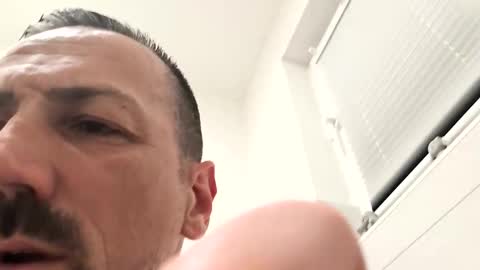 Stifflerger online show from April 8, 12:21 am