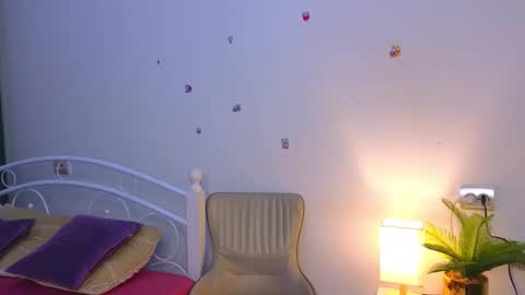 still__eva online show from February 20, 6:26 am