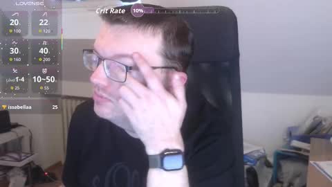 Snapshot of still_alive1985 chatting on November 5, 6:46 am Oliver online show from November 5, 6:46 am