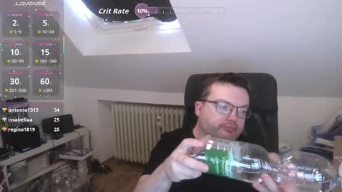 Snapshot of still_alive1985 chatting on November 11, 7:30 am Oliver online show from November 11, 7:30 am