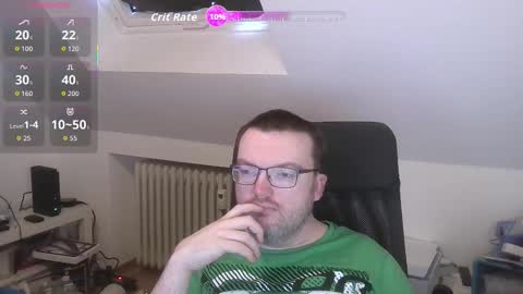 Snapshot of still_alive1985 chatting on November 25, 7:19 am Oliver online show from November 25, 7:19 am