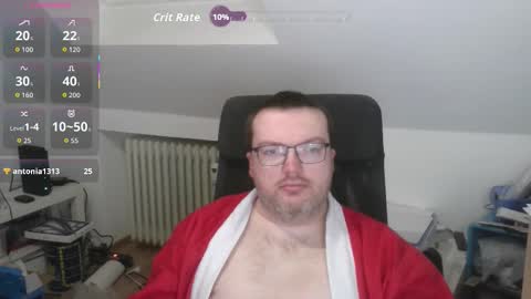 Snapshot of still_alive1985 chatting on December 14, 6:41 am Oliver online show from December 14, 6:41 am