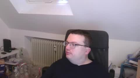 Oliver online show from February 25, 6:34 am