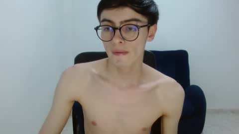 stiv_grant online show from April 22, 11:50 pm