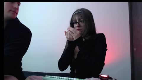 stiven online show from October 8, 9:23 pm