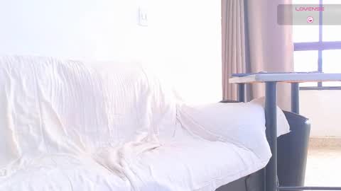 Stiven Montiel online show from October 31, 1:23 pm