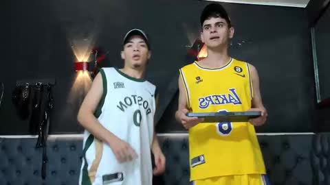 friends online show from November 27, 4:58 am