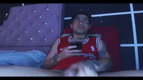 stiven online show from November 4, 9:36 pm