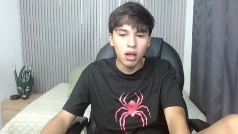 Stiwen online show from April 4, 1:30 pm