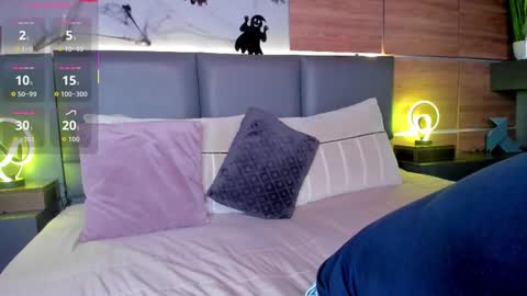 Stone Lee  online show from November 1, 2:57 am