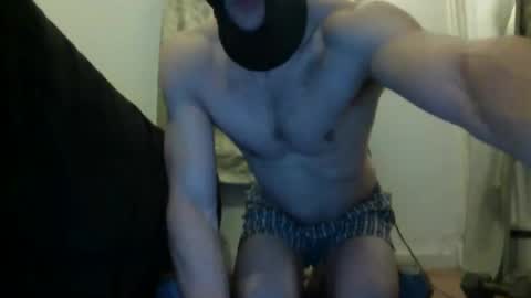 Snapshot of stoned_loner chatting on November 16, 2:17 am Stoned online show from November 16, 2:17 am