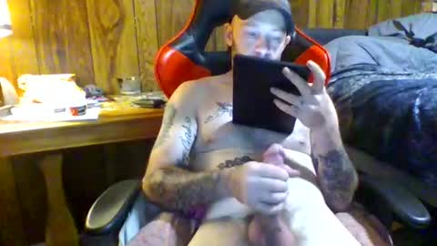 Snapshot of stoner4lyfe420 chatting on June 7, 3:38 pm stoner4lyfe420 online show from June 7, 3:38 pm