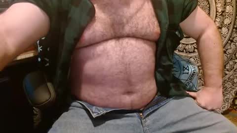 Stonerbear42 online show from February 17, 2:31 am