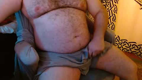 Stonerbear42 online show from October 9, 9:18 am