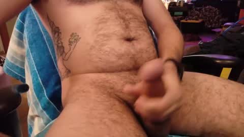 Snapshot of stonerboy71009 chatting on October 13, 2:33 am stonerboy71009 online show from October 13, 2:33 am