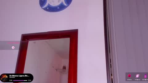 Snapshot of stonned_candy chatting on February 12, 12:37 am Liz online show from February 12, 12:37 am