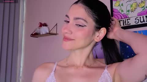 Liz online show from February 6, 7:50 pm