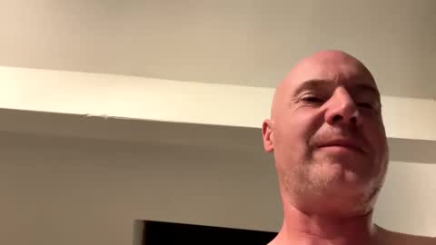 Snapshot of stoodley22 chatting on April 7, 7:14 pm Stoodley22 online show from April 7, 7:14 pm