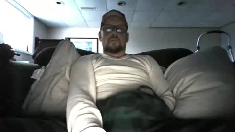 Snapshot of stook4 chatting on January 27, 1:19 pm LifestyleMan313 online show from January 27, 1:19 pm