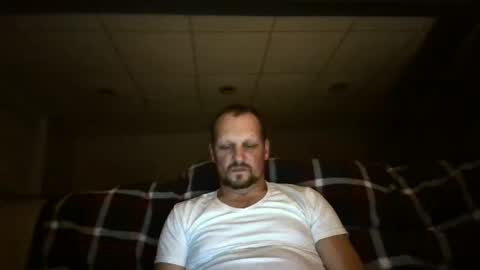 Snapshot of stook4 chatting on September 15, 5:18 am LifestyleMan313 online show from September 15, 5:18 am