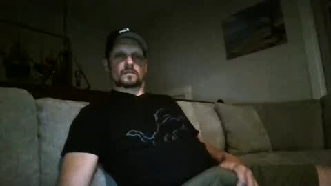 Snapshot of stook4 chatting on September 23, 1:19 am LifestyleMan313 online show from September 23, 1:19 am