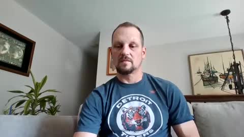 Snapshot of stook4 chatting on October 5, 6:28 pm LifestyleMan313 online show from October 5, 6:28 pm