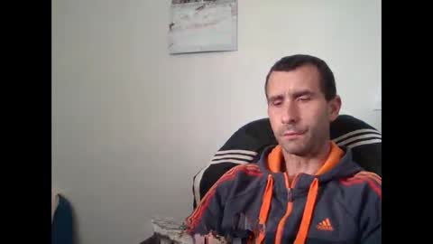 Snapshot of storanex chatting on December 20, 10:05 am storanex online show from December 20, 10:05 am