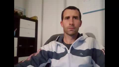 Snapshot of storanex chatting on January 23, 8:35 pm storanex online show from January 23, 8:35 pm