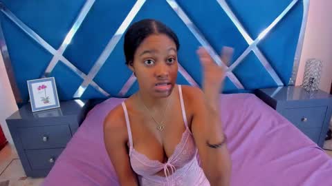 Snapshot of stormihills chatting on October 9, 5:11 pm Sweety Stormi  online show from October 9, 5:11 pm