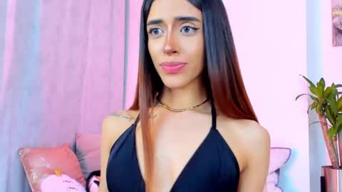 Snapshot of stormirusso chatting on February 8, 4:25 am Mar online show from February 8, 4:25 am