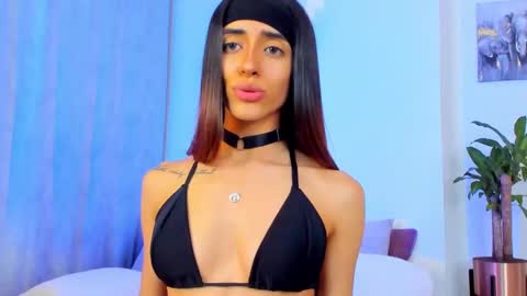 Snapshot of stormirusso chatting on March 10, 3:12 am Mar online show from March 10, 3:12 am