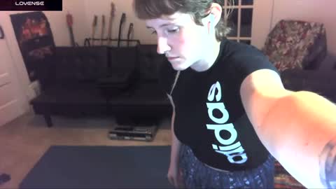 Snapshot of stormythunder chatting on July 25, 2:14 pm Stormythunder online show from July 25, 2:14 pm