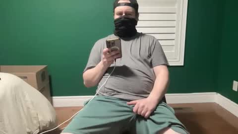Snapshot of str8buttplayy chatting on May 9, 5:01 am john online show from May 9, 5:01 am